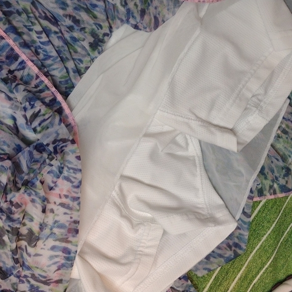 Jofit - flowy tennis skort size small - Picture 3 of 4